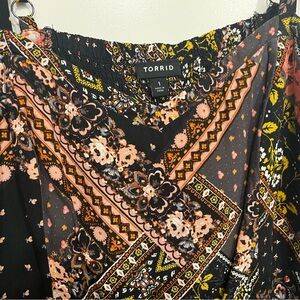 Torrid Peach, Yellow & Black Floral Blouse